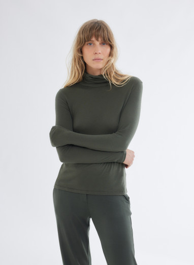 Turtleneck T-shirt