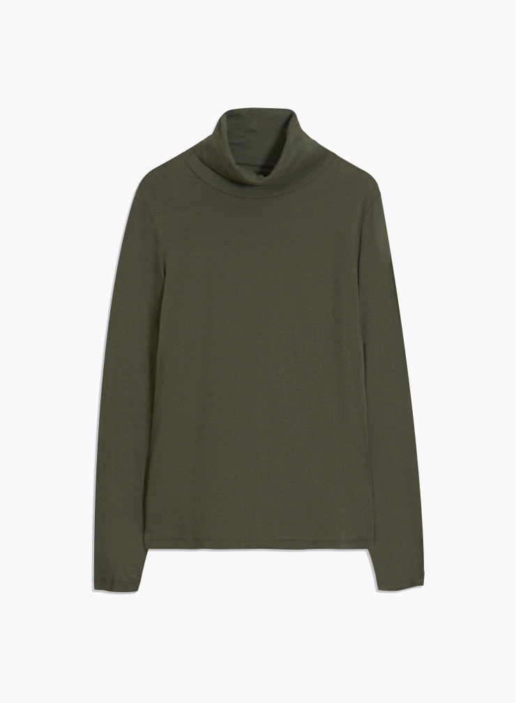 Turtleneck T-shirt