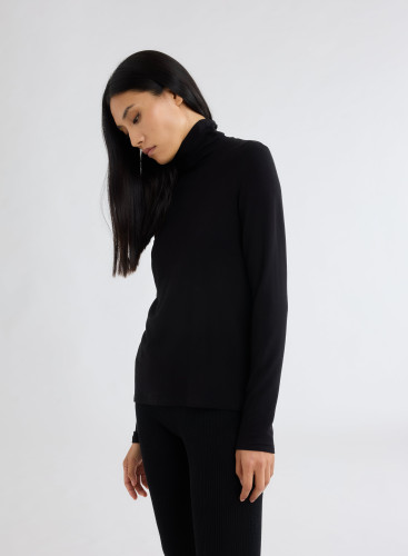 Long Sleeves High-neck T-shirt in Viscose / Elastane