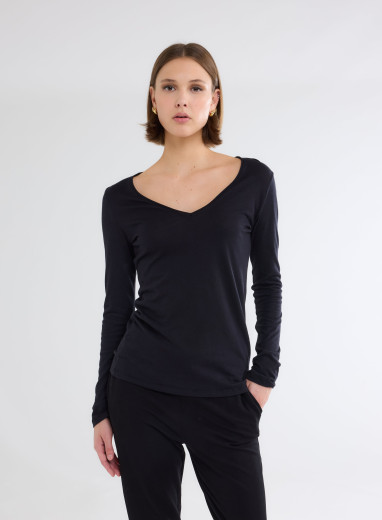 Carole V-Neck T-Shirt