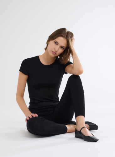 Viscose / Elastane Short Sleeve Round Neck T-Shirt