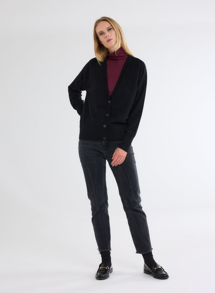 Long sleeves Cardigan V-neck in Cashmere