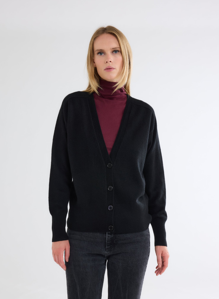 Long sleeves Cardigan V-neck in Cashmere